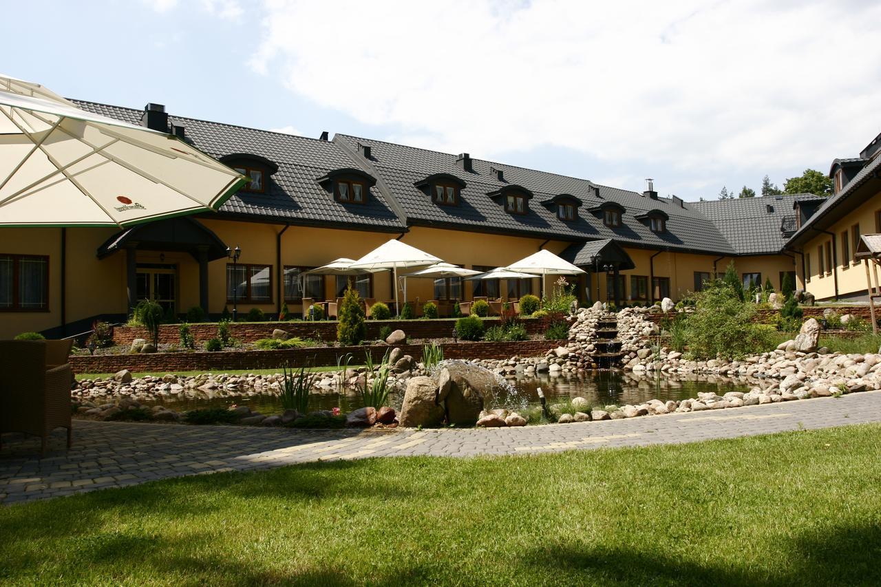 Hotel Paradiso Suchedniow Exterior photo